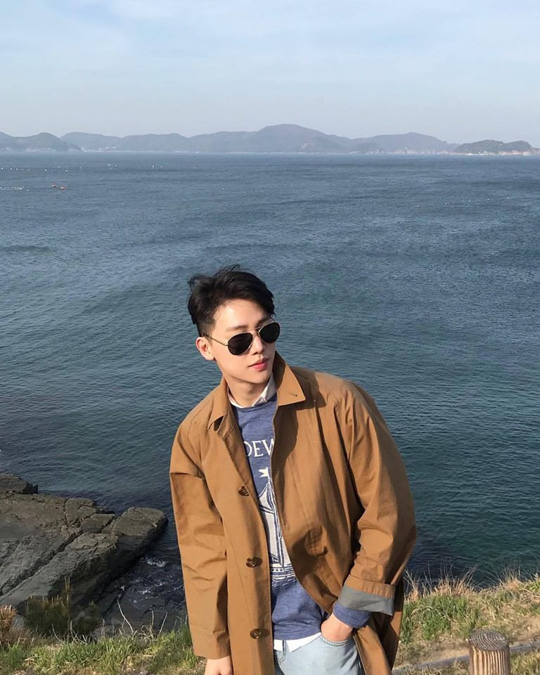 Nam thần 9X theo đuổi style nam tính và lịch lãm.