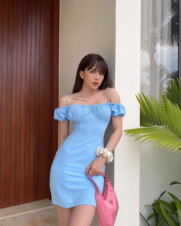 Sự thay đổi ngoạn mục của nữ ca sĩ 26 tuổi trong phong cách thời trang hiện tại đang nhận được rất nhiều sự ủng hộ của khán giả.