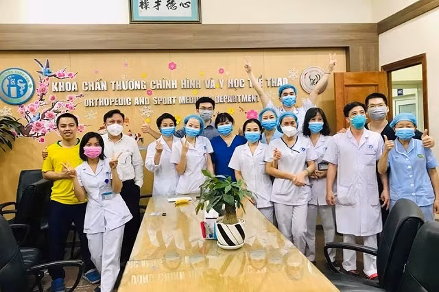 BV Xanh Pon duoc do bo phong toa Khoa Chan thuong chinh hinh