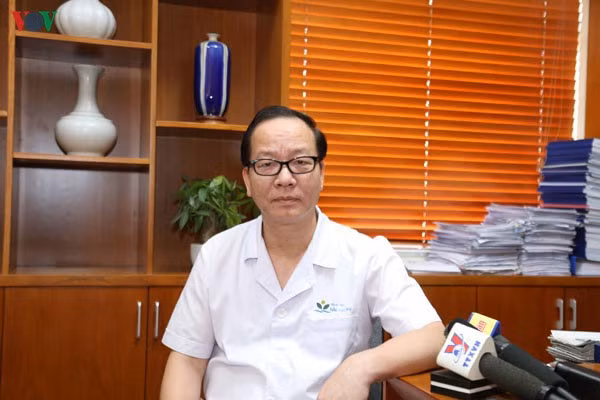 Bac si thong tin tinh trang suc khoe be gai 3 thang tuoi nhiem virus Corona