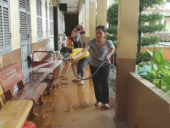 Toan canh chuan bi thi tot nghiep THPT giua mua dich