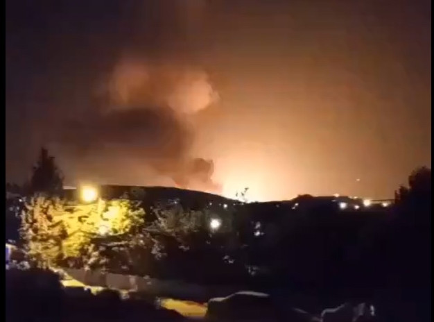 Bo Quoc phong Iran tiet lo ve vu no lam rung chuyen thu do Tehran