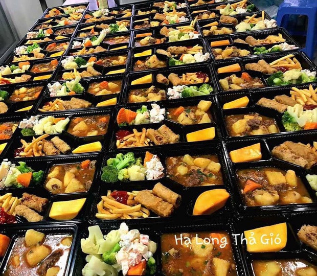 Một khách sạn 4 sao tại Hạ Long (Quảng Ninh) được dân mạng khen ngợi khi trở thành khu cách ly tập trung, miễn phí tiền phòng, đồ ăn cho toàn bộ người cách ly tại đây.