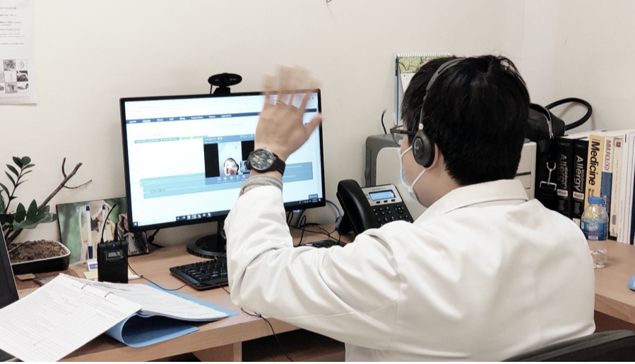 Vinmec trien khai dich vu cham soc suc khoe tu xa trong mua dich COVD-19