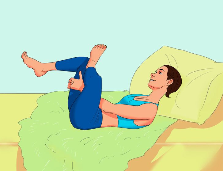 Tư thế vắt chân: Nằm trên gối, hai chân gập nâng cao. Bắt chéo chân trái qua chân phải, đặt gót chân trái lên đầu gối phải, hai tay lồng qua đùi trái, ôm sát về phía cơ thể. Giữ tư thế trong 2 phút. Lặp lại động tác 10 lần.