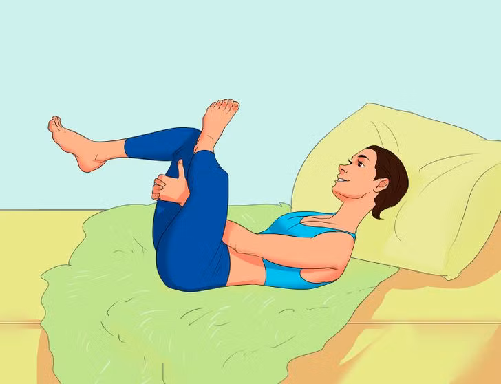 Tư thế vắt chân: Nằm trên gối, hai chân gập nâng cao. Bắt chéo chân trái qua chân phải, đặt gót chân trái lên đầu gối phải, hai tay lồng qua đùi trái, ôm sát về phía cơ thể. Giữ tư thế trong 2 phút. Lặp lại động tác 10 lần.