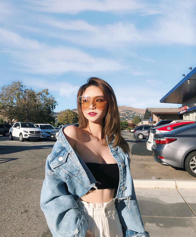 Mai Diz không chỉ nổi tiếng với nhan sắc xinh đẹp và sắc vóc nóng bỏng mà cách ăn mặc cực sexy của cô nàng cũng khiến bao người phải trầm trồ.