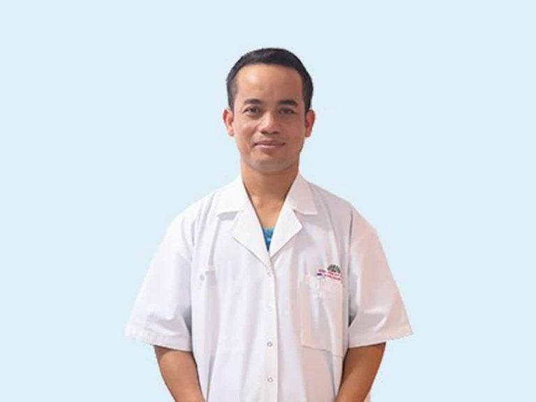 Tam thu cua bac si BV Hong Ngoc truc tiep kham cho ca benh COVID-19 thu 17