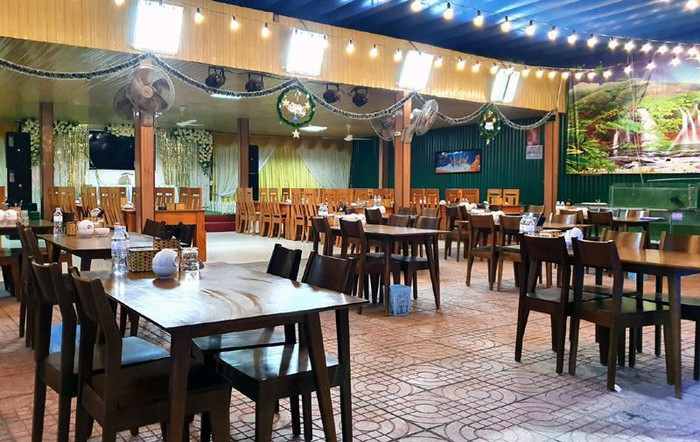 Ca thang ban hon chuc ket bia, quan nhau lo dong cua