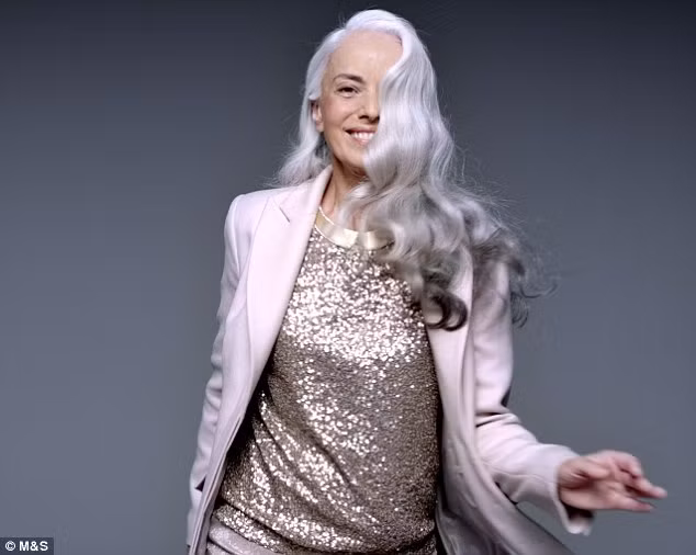 Thái độ sống bình tĩnh, lạc quan và lối sống giản dị cũng là điều giúp cho Yazemeenah luôn giữ được sự trẻ trung và một sức khỏe tốt. Ảnh: Internet. Video "Bí quyết làm đẹp của sao Việt". Nguồn: VTC.