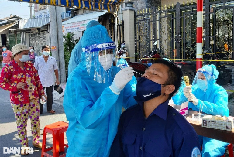 Sang 12/2, hon 6.000 benh nhan khoi benh, ca mac moi tiep tuc tang-Hinh-2