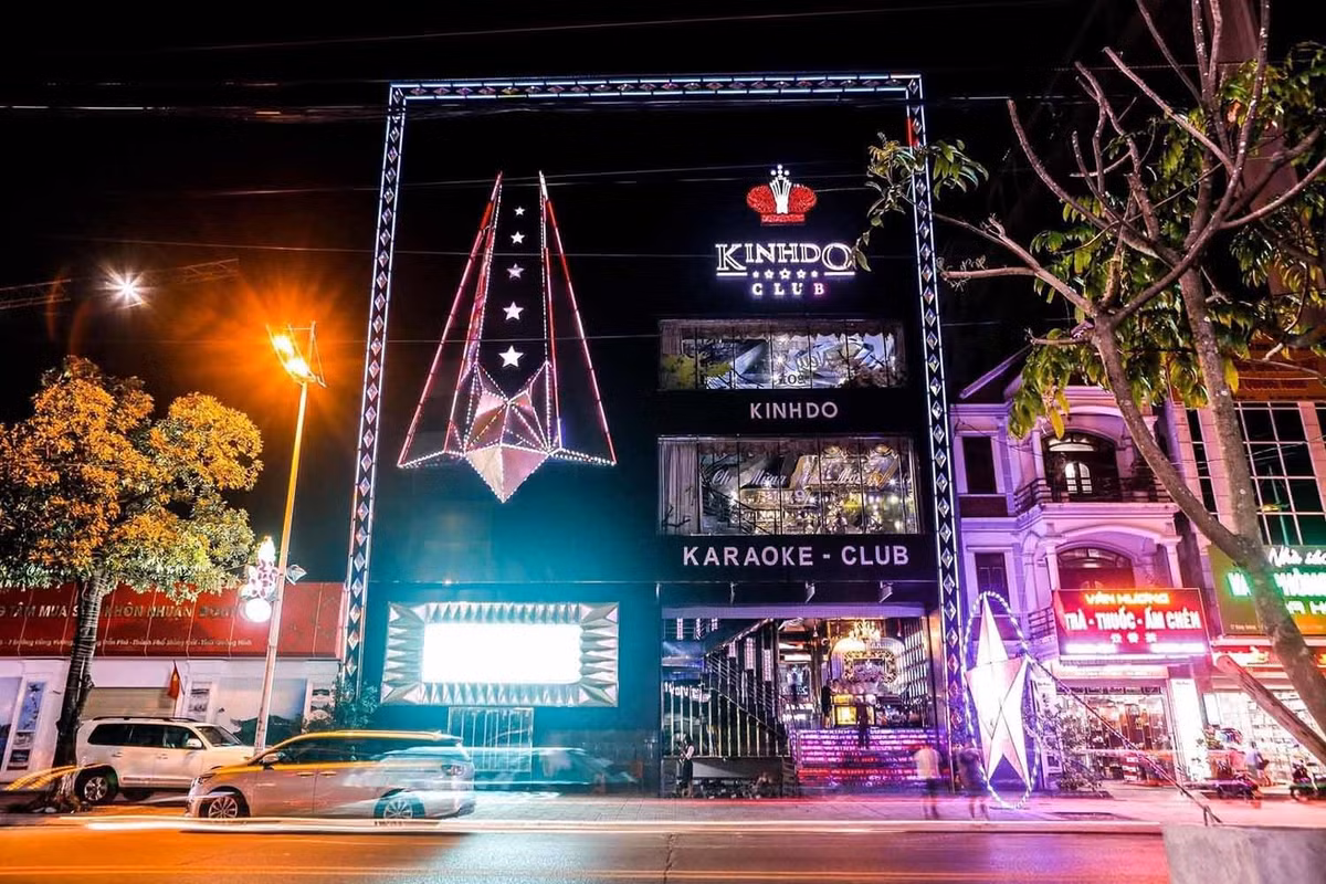 Them thanh pho o bien gioi Quang Ninh cho karaoke hoat dong tro lai