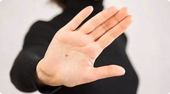 Phu nu co 4 not ruoi nay thi phu quy ca doi-Hinh-3