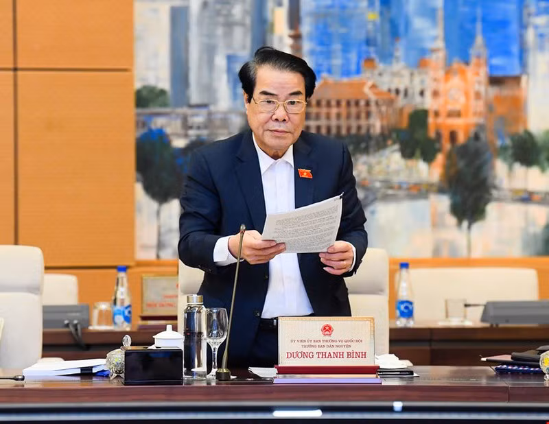 Ngày 6/1, Ban Dân nguyện gửi đại biểu Quốc hội nêu cử tri và nhân dân kiến nghị, các bộ ngành, địa phương mở rộng điều tra xác định rõ trách nhiệm Bộ Khoa học và Công nghệ, Bộ Y tế các tổ chức, cá nhân có liên quan, các địa phương có liên quan đến vụ án Công ty Việt Á. Đồng thời xử lý nghiêm những cá nhân, tổ chức sai phạm, không bỏ lọt tội phạm. Ngày 18/1, tại phiên họp thứ 7, Uỷ ban Thường vụ Quốc hội, Trưởng ban Dân nguyện Dương Thanh Bình cho biết, cử tri nhiều địa phương rất bức xúc trước vụ việc Công ty Việt Á và đề nghị Chính phủ tiếp tục chỉ đạo các cơ quan chức năng quyết liệt trong việc điều tra, kết luận sớm, xử lý nghiêm vụ việc.