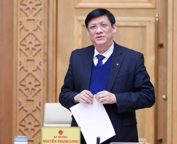 Bo truong Y te: “5 ngay tet tiem chung than toc gan 800.000 lieu vac xin”