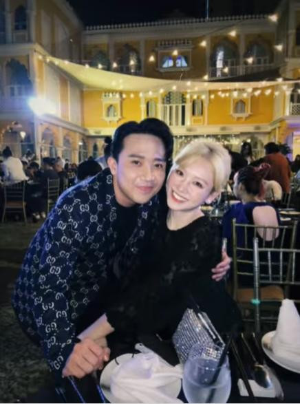 Nhan sắc mẹ đẻ Bảo Thanh chẳng kém con gái - Hình 2 Nhan sac me de Bao Thanh chang kem con gai-Hinh-2