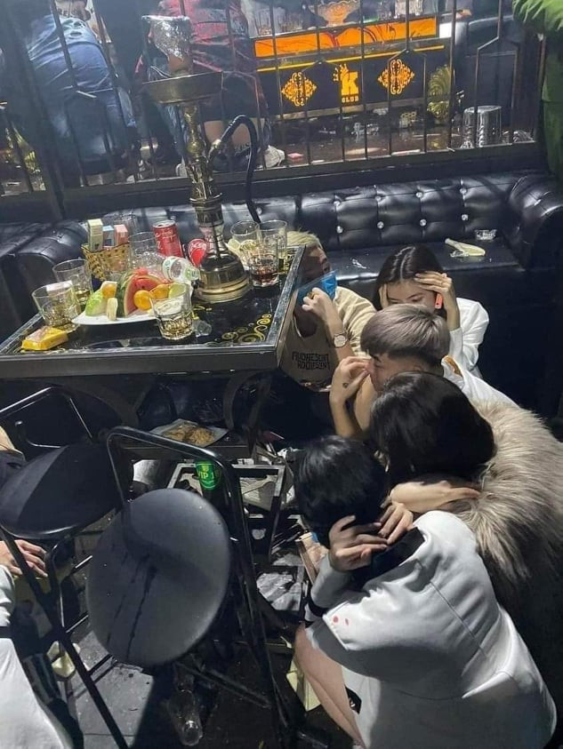 Hai Duong: Nhieu doi tuong nhiem COVID-19 tham gia bay lac o Bar-Hinh-3