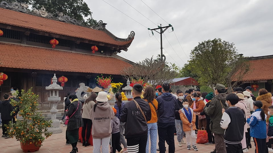 Ai cũng cầu mong năm mời bình an, dồi dào sức khỏe và nhanh chóng xua tan đại dịch COVID-19.