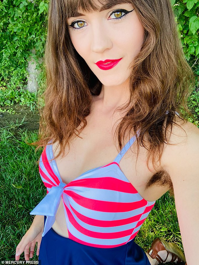 Cô gái cảm thấy quyến rũ hơn khi để lông nách - Hình 2 Co gai cam thay quyen ru hon khi de long nach-Hinh-2