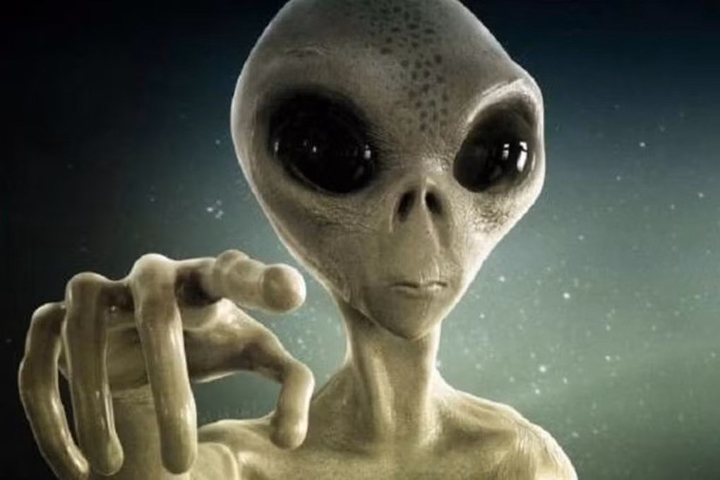 Một số giả thuyết cho rằng người ngoài hành tinh có thể giao tiếp qua âm nhạc hoặc tín hiệu sóng vô tuyến. (Ảnh: Istimewa)