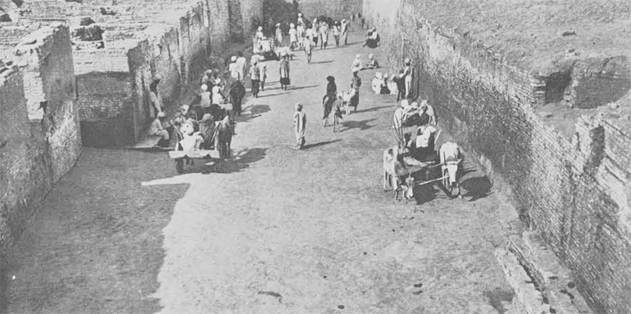 Đáng ngạc nhiên hơn, các nhà khảo cổ phát hiện mức bức xạ cao bất thường tại đây, vượt qua cả vụ nổ hạt nhân Hiroshima. Điều này gợi ý một vụ nổ giống vụ nổ hạt nhân xảy ra hàng ngàn năm trước mà không có công nghệ nào thời đó có thể tạo ra.(Ảnh: Penn Museum)