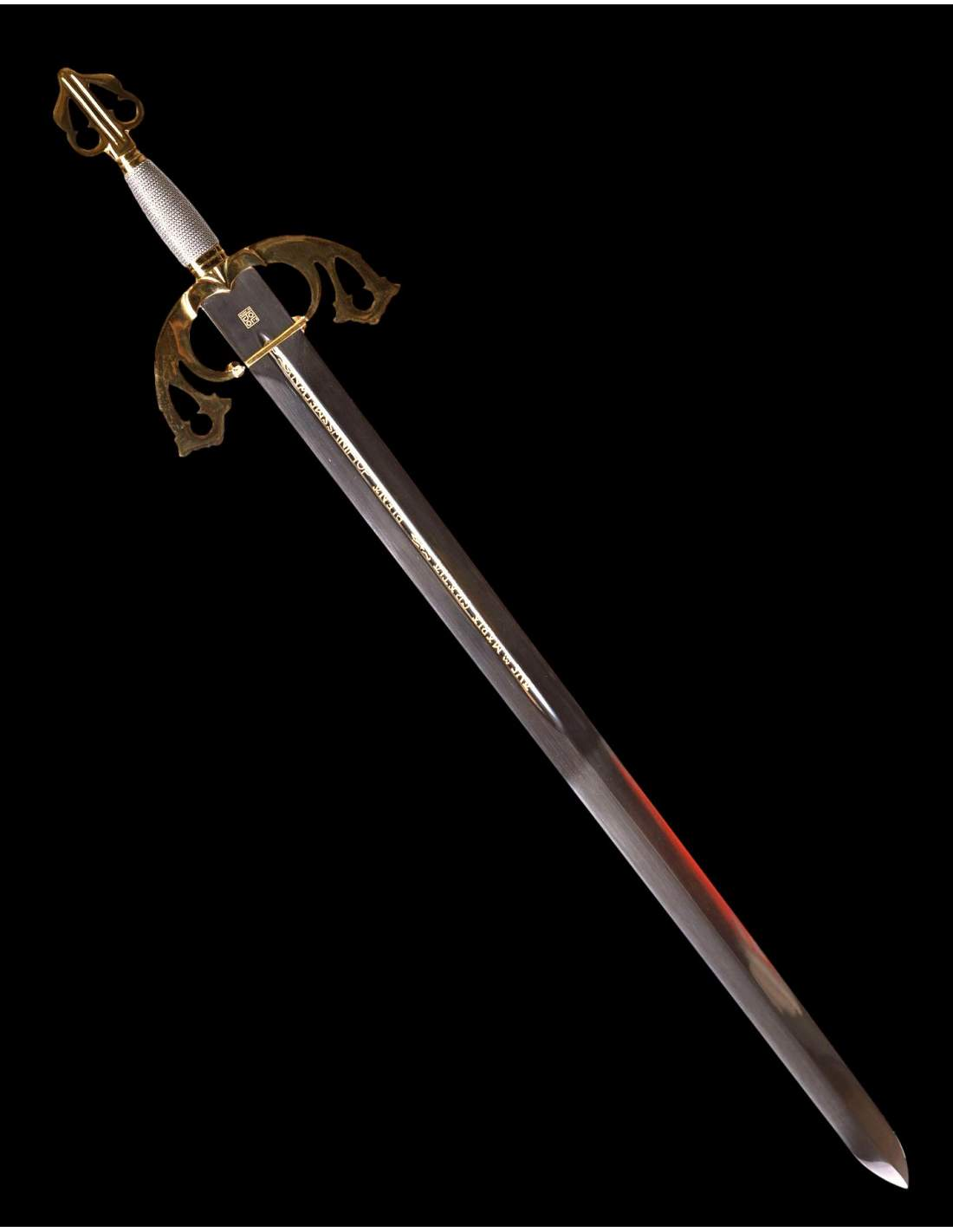 5. Tizona - Thanh Kiếm của El Cid: Tizona là thanh kiếm nổi tiếng của El Cid, anh hùng dân tộc Tây Ban Nha. Nó được cho là có sức mạnh làm kinh hãi kẻ thù và mang lại chiến thắng trong các trận chiến. Thanh kiếm này hiện đang được trưng bày tại Bảo tàng Quân đội ở Madrid. (Ảnh: Armas Medievales)