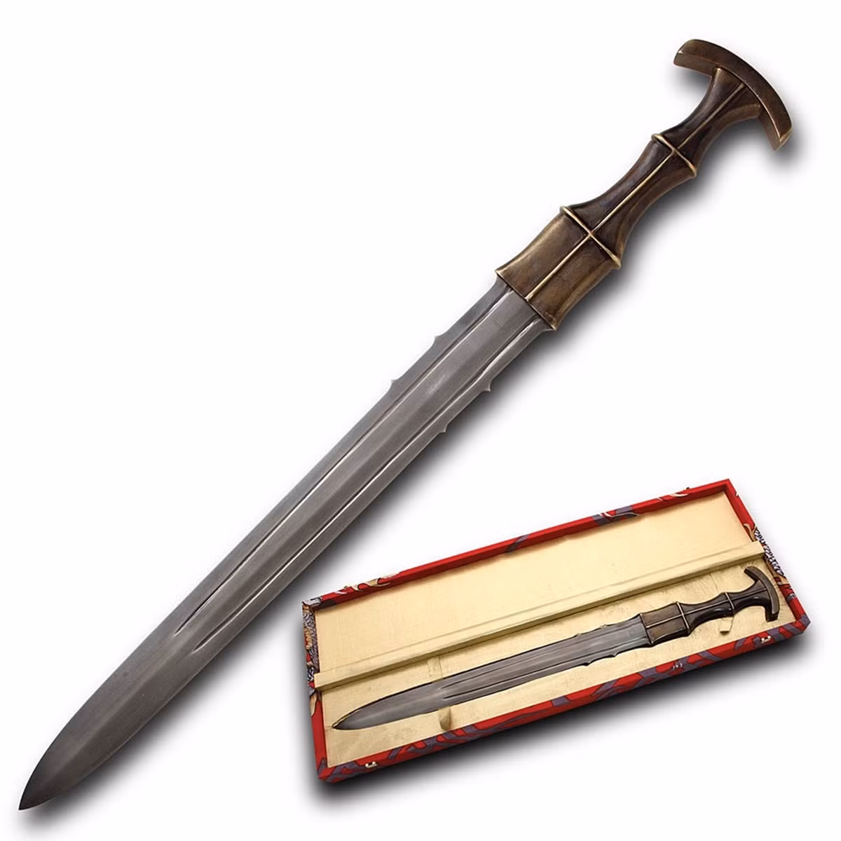 2. Kusanagi - Thảo Thiết Kiếm: Kusanagi, hay còn gọi là Thảo Thiết Kiếm, là một trong Tam Chủng Thần Khí của Nhật Bản. Theo truyền thuyết, nó được tìm thấy trong cơ thể của một con rắn tám đầu và được Thần Bão Tố Susanoo trao tặng cho Nữ thần Mặt Trời Amaterasu. Thanh kiếm này là biểu tượng của quyền lực hoàng gia và được truyền lại qua nhiều thế hệ của các Thiên hoàng Nhật Bản. (Ảnh: Atlanta Cutlery)