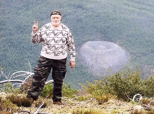 Tuy nhiên, nhiều câu hỏi xung quanh địa điểm bí ẩn này vẫn chưa được giải đáp, khiến miệng núi lửa Patomskiy tiếp tục là một trong những kỳ quan thiên nhiên hấp dẫn và bí ẩn nhất thế giới. (Ảnh: Beauty will save)