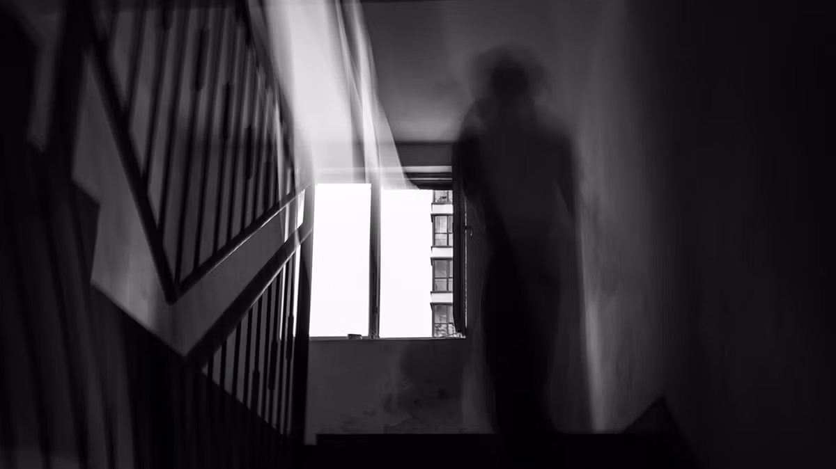 Sóng hạ âm có thể chính là lời giải cho những trải nghiệm siêu nhiên, mang đến một góc nhìn khoa học mới về các hiện tượng bí ẩn trong cuộc sống. (Ảnh: Science)