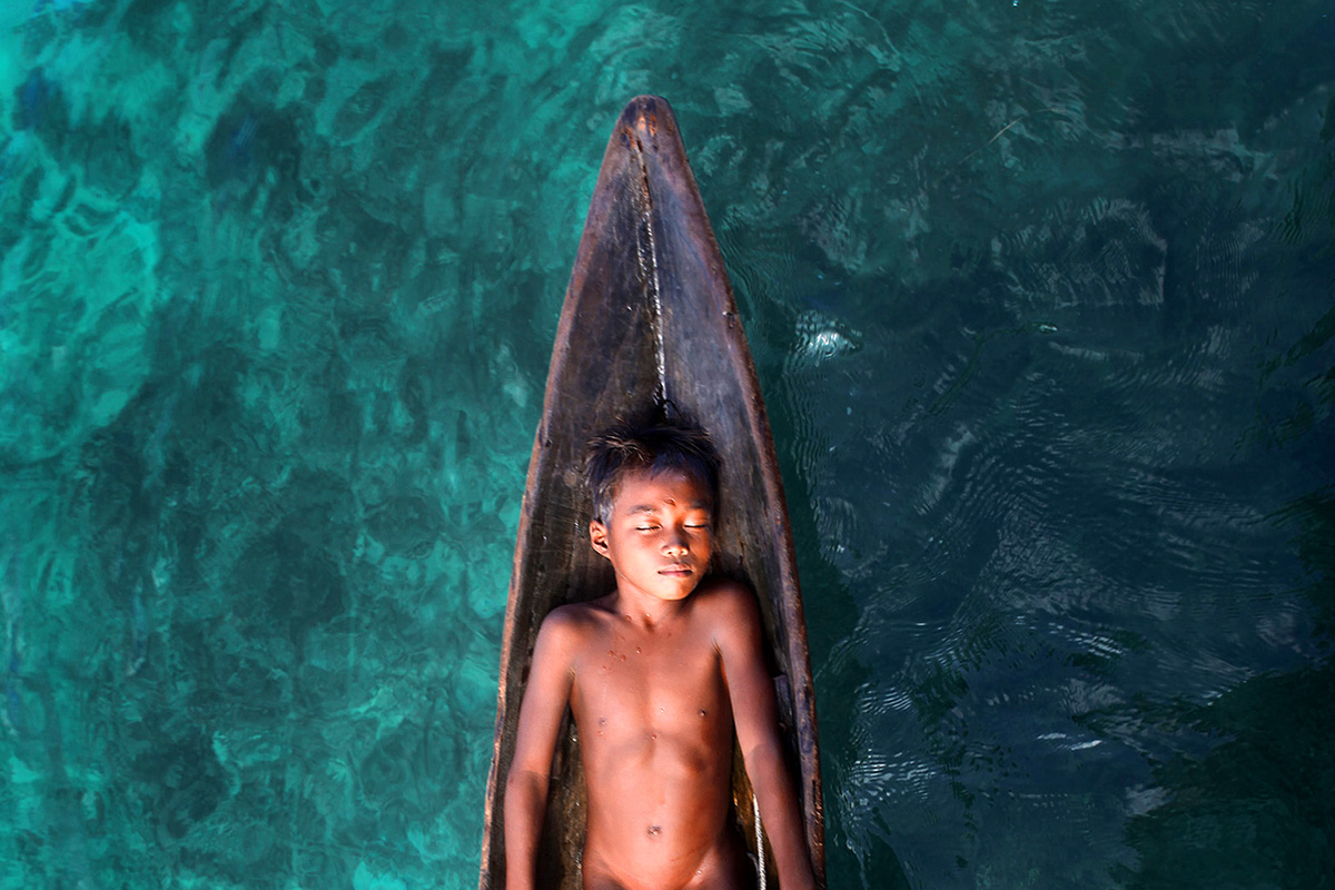 Người Bajau đã tự hình thành một cộng đồng bán du mục trên vùng biển.