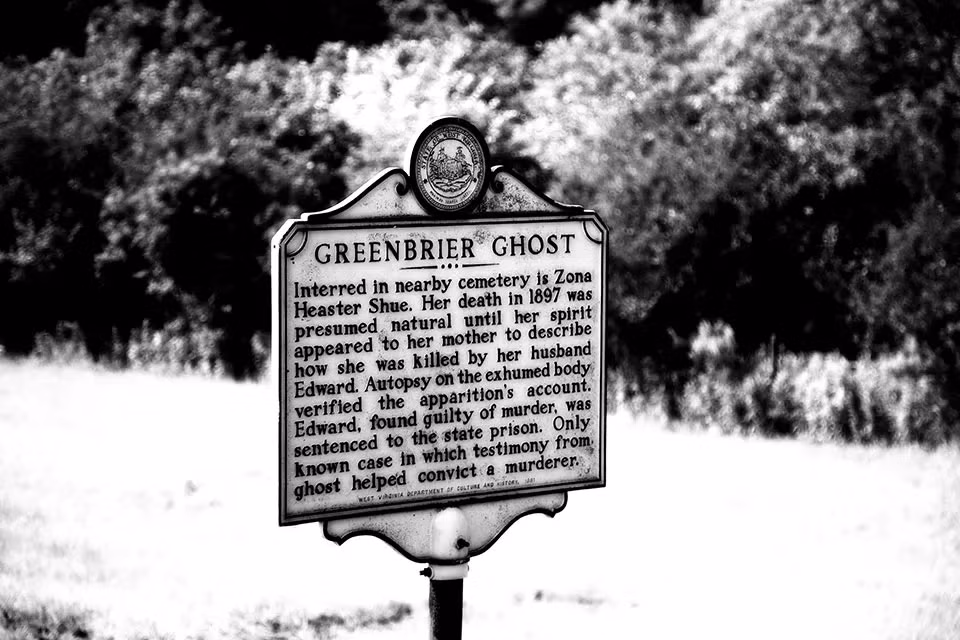 Ngày nay, một địa điểm lịch sử được dựng lên dọc đường Route 60, nhắc nhở mọi người về vụ án được phá giải bởi chính "hồn ma" của nạn nhân, minh chứng cho sức mạnh của tình mẫu tử và những điều kỳ diệu có thể xảy ra trong cuộc sống. (Ảnh: gothichorrorstories)