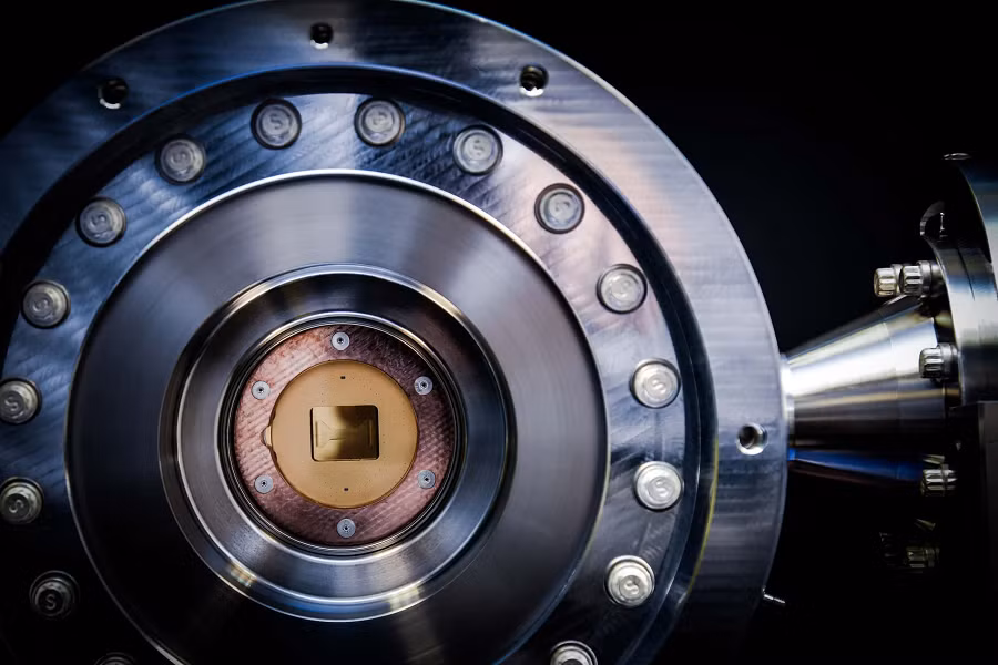 Điểm mà máy tính lượng tử vượt qua máy tính truyền thống gọi là ưu thế lượng tử.