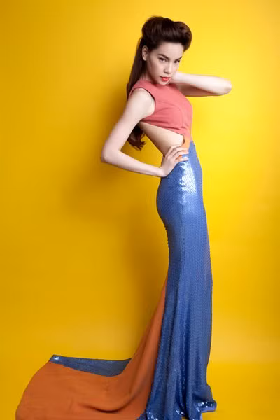 Dù theo phong cách sang trọng, quý phái hay khỏe mạnh, năng động, nữ ca sĩ Hồ Ngọc Hà đều đẹp hút hồn và thể hiện gu thẩm mỹ ấn tượng.