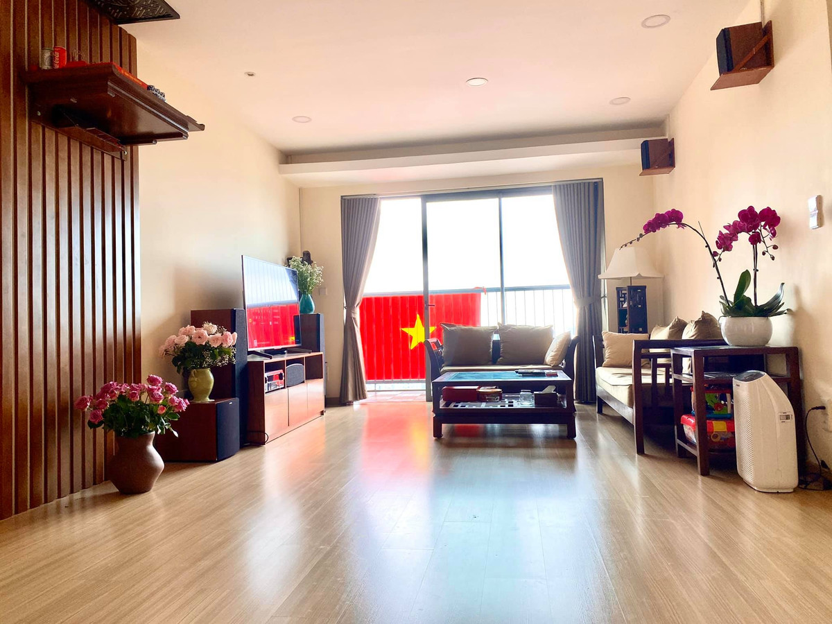 Ca bệnh nhiễm Covid-19 số 176: Bệnh nhân nữ, 38 tuổi, làm việc tại công ty Trường Sinh cung cấp dịch vụ cho BV Bạch Mai, tiếp xúc với nhiều người.