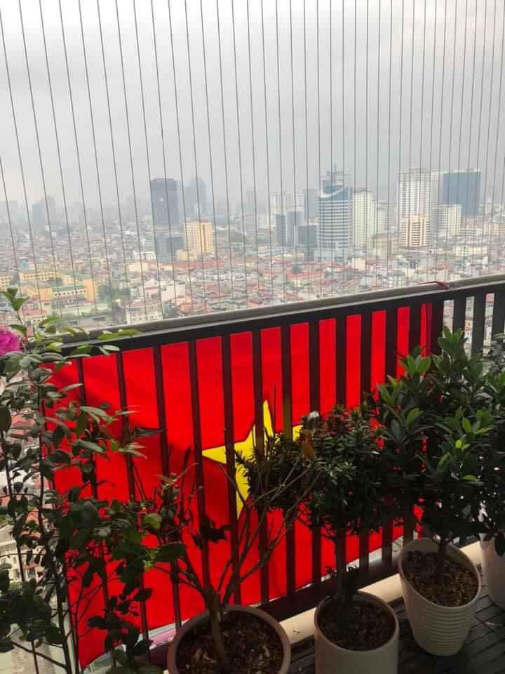 Ca bệnh nhiễm Covid-19 số 178: Bệnh nhân nữ, 44 tuổi, làm việc tại công ty Trường Sinh cung cấp dịch vụ cho BV Bạch Mai, đang ở Thái Nguyên và được xét nghiệm dương tính. Hiện bệnh nhân được cách ly, điều trị tại Đại Từ, Thái Nguyên.