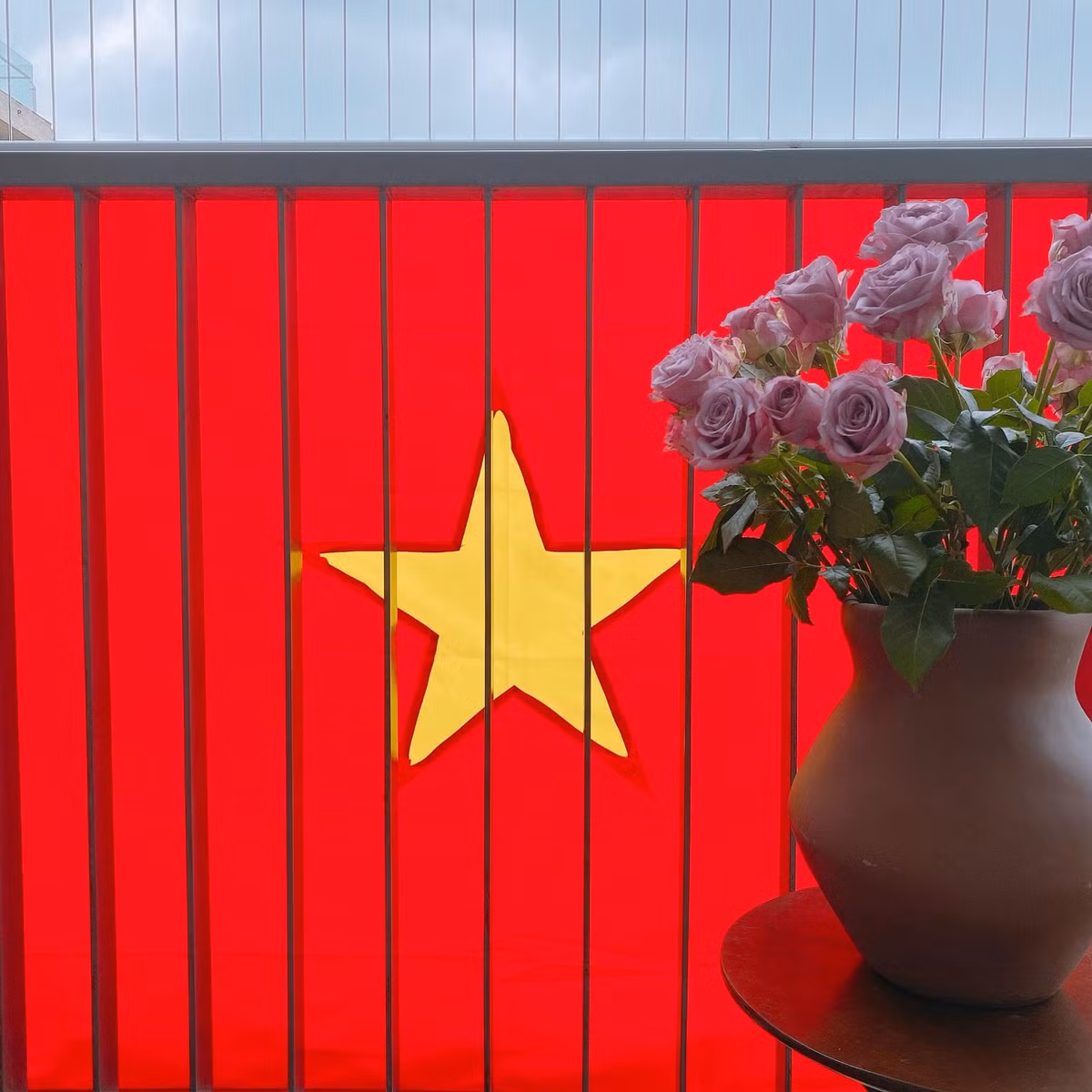 Ca bệnh nhiễm Covid-19 số 179: 62 tuổi, có địa chỉ ở quận Hà Đông, Hà Nội. Bệnh nhân từ nước ngoài về trên chuyến bay EK394, nhập cảnh ngày 18/03. Sau khi nhập cảnh, bệnh nhân được đưa đến khu cách ly tập trung của tỉnh Thanh Hoá.