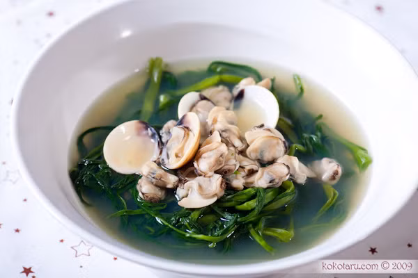 Bát canh rau muống nấu ngao đơn giản này sẽ làm cho bữa cơm thêm vị ngon ngọt lành. Canh ngao rau muống làm vừa nhanh mà lại không thấy nhạt nhẽo