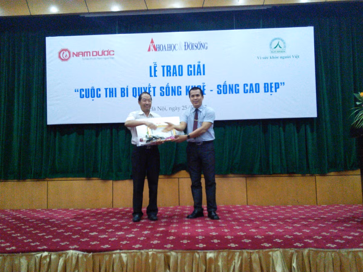 Bi quyet song khoe 101 tuoi, thien dinh chua ung thu gan