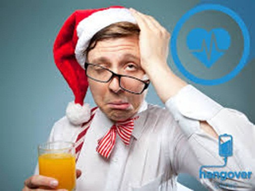 Chất này làm cho bạn cảm thấy nôn nao, đau đầu và đây cũng là chất gây ung thư. Vì thế mà chuyền nước hay vitamin vào cơ thể cũng chỉ có tác dụng tức thời. Ông nghi ngờ tính hiệu quả của phòng khám đưa ra cho sức khỏe lâu dài của cơ thể.