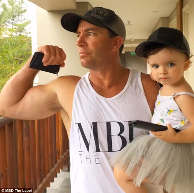 Nhãn hiệu thời trang này cũng sẽ có những sản phẩm cao cấp dành cho những bà mẹ đang cho con bú.