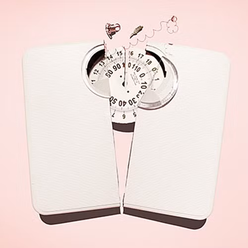 Béo phì. Cân nặng có thể ảnh hưởng đến việc sản xuất hormone và gây trở ngại cho việc thụ thai. Những phụ nữ ở độ tuổi 18 bị béo phì có khả năng phát triển hội chứng buồng trứng đa nang, liên quan đến vấn đề vô sinh.