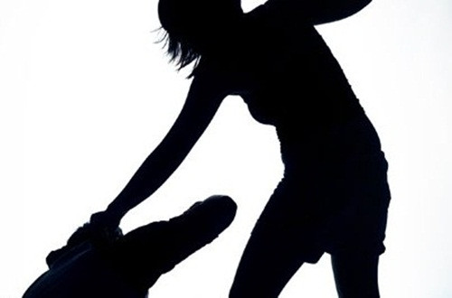 Trong trường hợp của bệnh Alzheimer, hiện tượng này thậm chí còn xuất hiện trước khi các triệu chứng khác, như mất trí nhớ, xảy ra trước tới 10 năm.