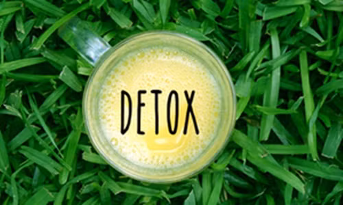 Hãy kết hợp các công thức nấu ăn detox vào lối sống hàng hàng ngày để cơ thể quen với việc giải độc thường xuyên, chứ không phải là đột ngột chỉ trong 1 tuần hay một tháng. Dưới đây là 10 công thức nấu ăn thuần chay đảm bảo có thể detox cơ thể mà vẫn nuôi dưỡng được cơ thể mỗi ngày.