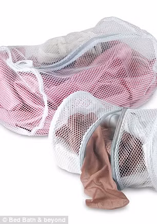 Đặc biệt là nếu loại quần tất không có lớp lót hoặc bông ở đũng thì rất dễ khiến phụ nữ bị nhiễm trùng nấm men và nhiễm trùng đường tiểu.