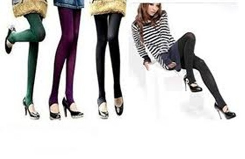 Các loại quần jeans hay quần tất ôm sát cơ thể sẽ tạo được sự lôi cuốn cho người mặc do khoe được những đường cong cơ thể. Tuy nhiên, theo một nghiên cứu khoa học tại Anh quốc, những người thường xuyên mặc ôm bó chặt rất dễ có nguy cơ mắc các bệnh về đường tiết niệu, xoắn tinh hoàn (buồng trứng), gây suy yếu chức năng bàng quang.