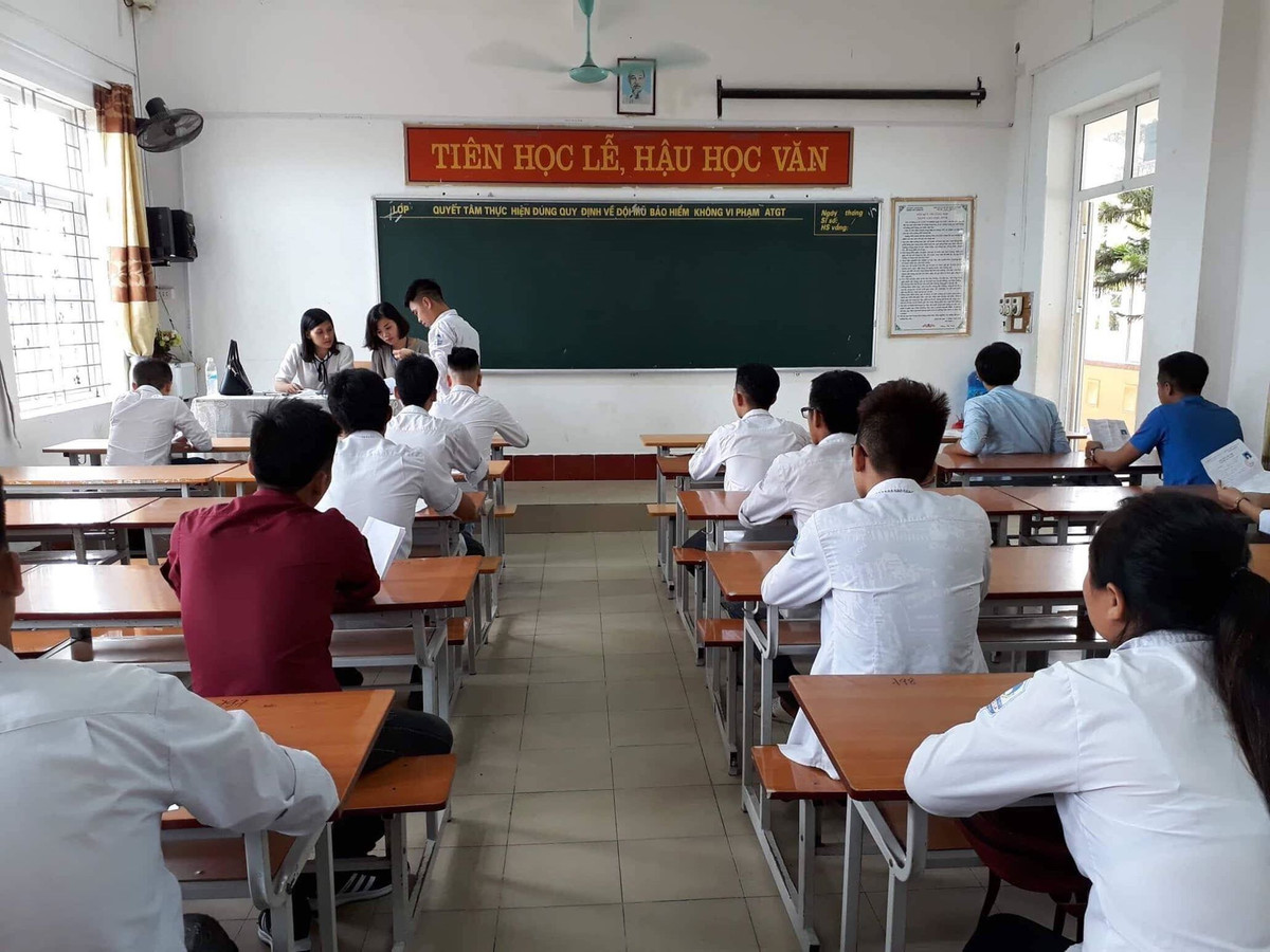 Một điểm thi ở Quảng Ninh sáng nay.