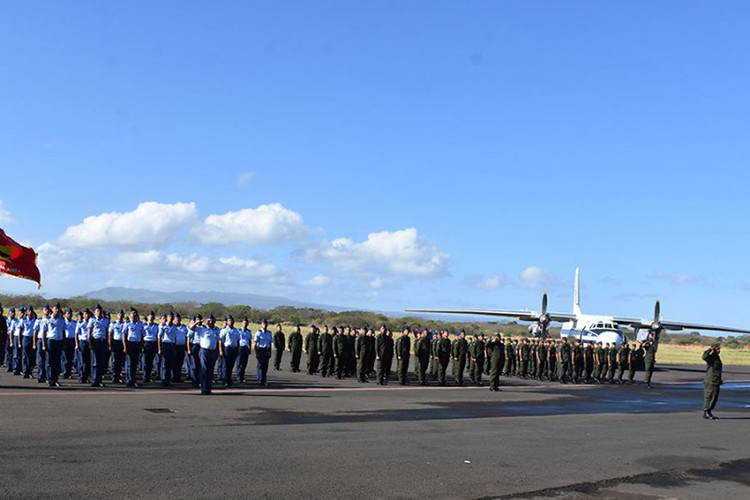 Theo mạng Arms-Expo, ngày 23/2 vừa qua, tại Managua đã diễn ra lễ chuyển giao 2 máy bay vận tải An-26 cho Không quân Nicaragua. Đây là món quà của Bộ Quốc phòng Nga gửi tới người bạn ở châu Mỹ Latin. Nguồn ảnh: Arms-Expo.