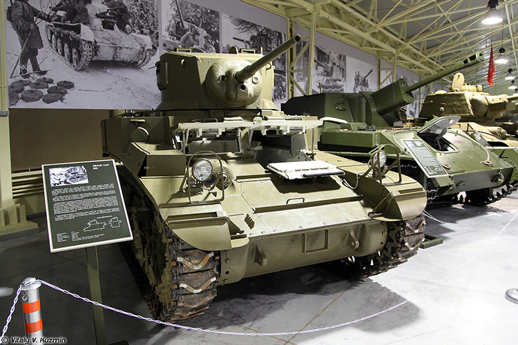 Cố xe tăng hạng nhẹ M3 Stuart như vừa được xuất xưởng trưng bày tại bảo tàng Lịch sử Quân sự Nga. M3 Stuart nằm trong số các vũ khí được Mỹ cung cấp cho Liên Xô theo chương trình Lend-Lease. Nguồn ảnh: Vitaly-Kuzmin.