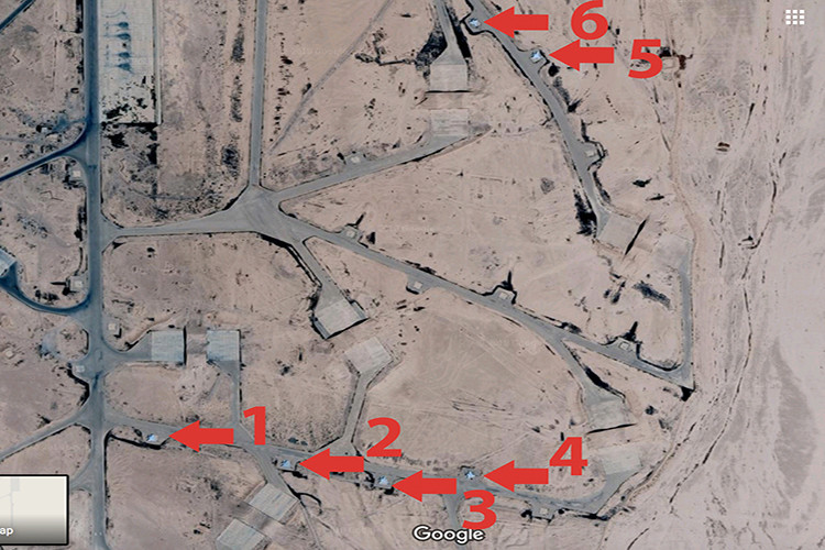 Đây là bức ảnh vệ tinh của Google Earth chụp căn cứ không quân Tiyas/T4 ở Homs sau một cuộc tấn công của phiến quân IS năm 2016. Các chuyên gia phân tích quốc tế đã tìm ra ít nhất 6 chiếc MiG-25 phơi mình trong căn cứ, có rất ít khả năng chúng còn hoạt động bởi các hư hại trong cuộc chiến cũng như thiếu phụ tùng hoặc hết thời hạn sử dụng. Nguồn ảnh: Vestnik