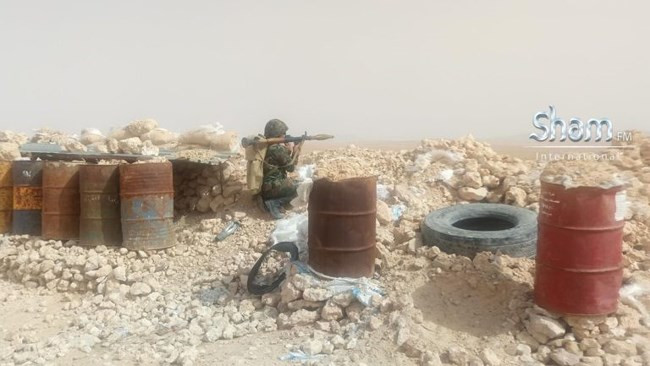 Khu vực an ninh mới sẽ cho phép cải thiện tình hình chiến sự xung quanh Damascus, hạn chế khả năng liên minh quân sự của Mỹ dẫn đầu cung cấp vũ khí hỗ trợ cho các nhóm Hồi giáo cực đoan ở Đông Ghouta. Ảnh: South Front.